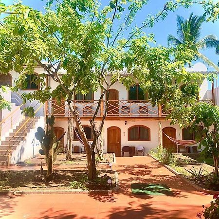 Hostal White House Galapagos Пуэрто-Айора Экстерьер фото