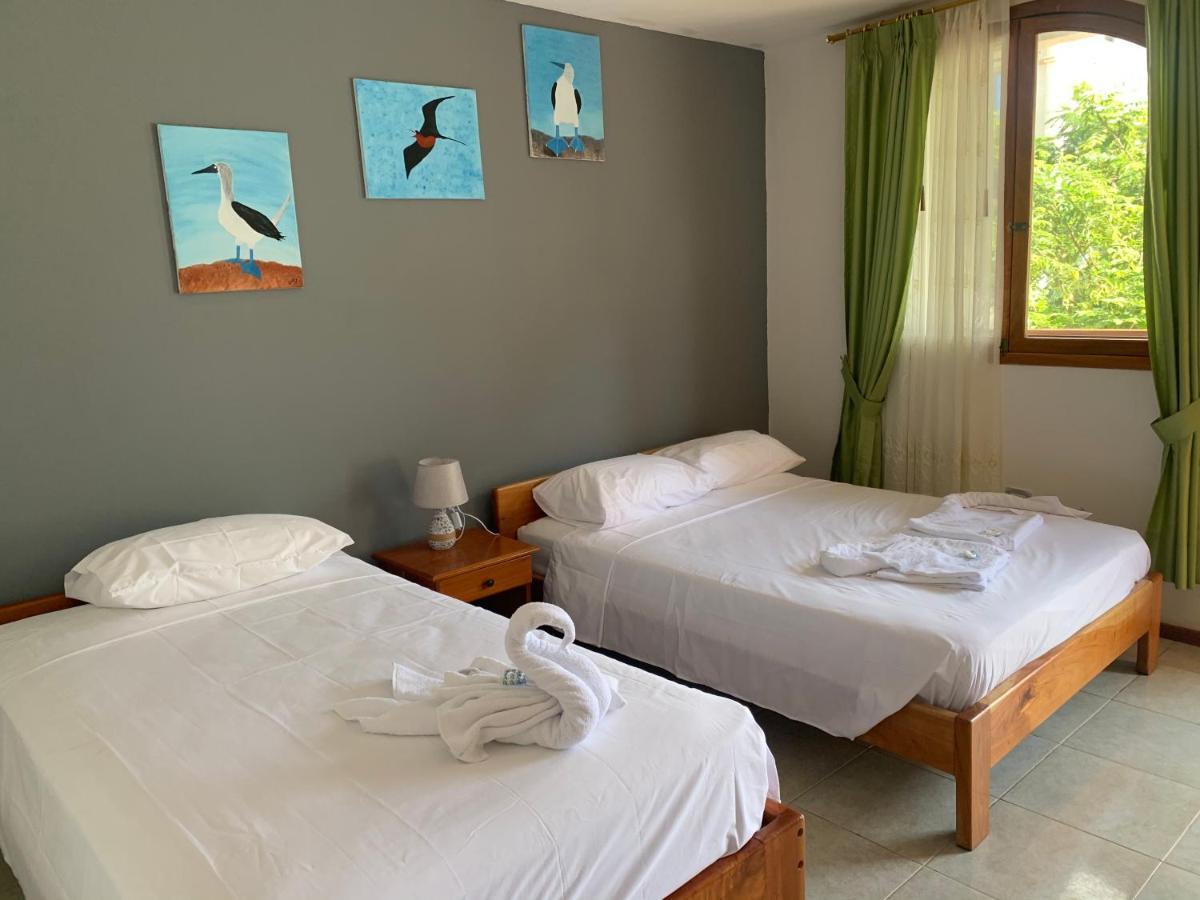 Hostal White House Galapagos Пуэрто-Айора Экстерьер фото