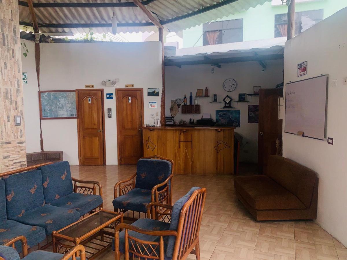 Hostal White House Galapagos Пуэрто-Айора Экстерьер фото