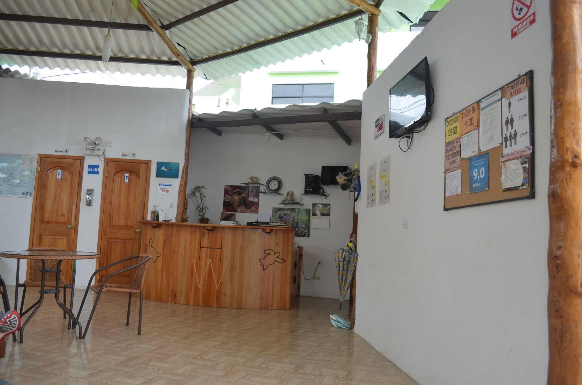 Hostal White House Galapagos Пуэрто-Айора Экстерьер фото
